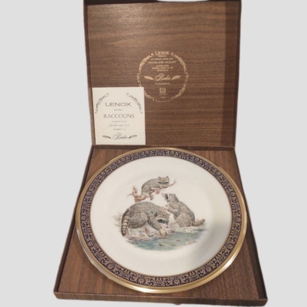 1973 Vintage Lenox Raccoons Decorative Plate
